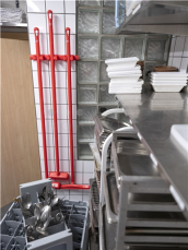 Vikan držák nástěnný 420 mm modrý 10113