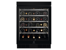 Vinotéka Electrolux EWUS040B8B
